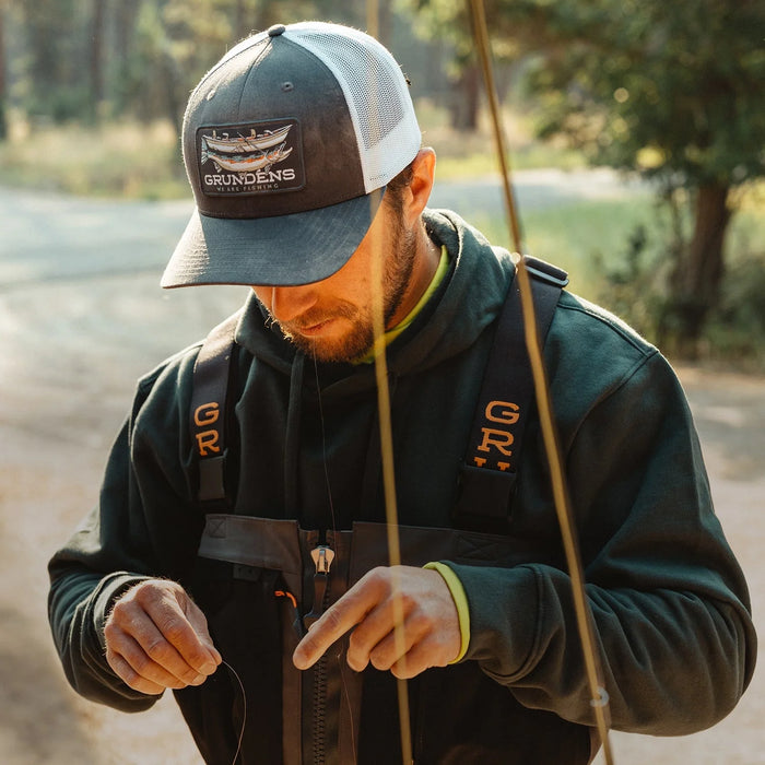Grundéns Drift Boat Trucker Charcoal/White