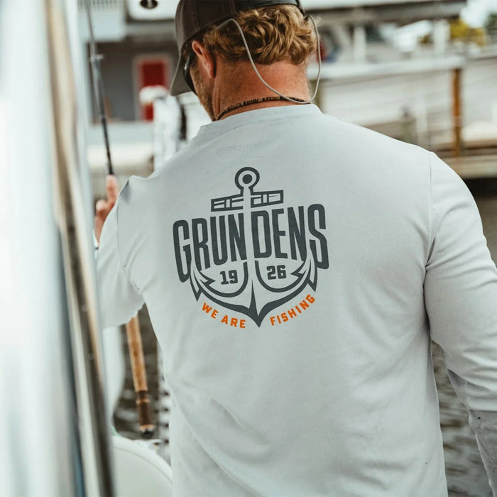 Grundéns Logo Anchor LS Tech Tee Grey Mist