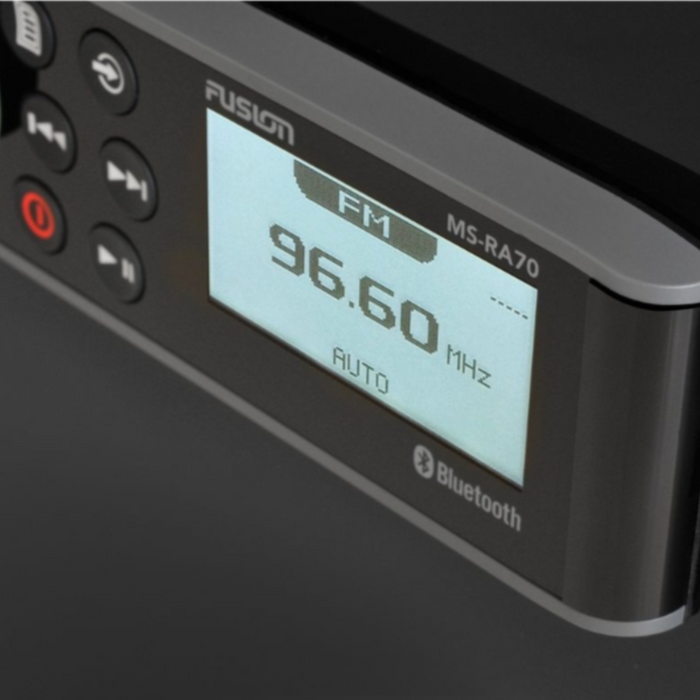 Fusion MS-RA70 Marinstereo