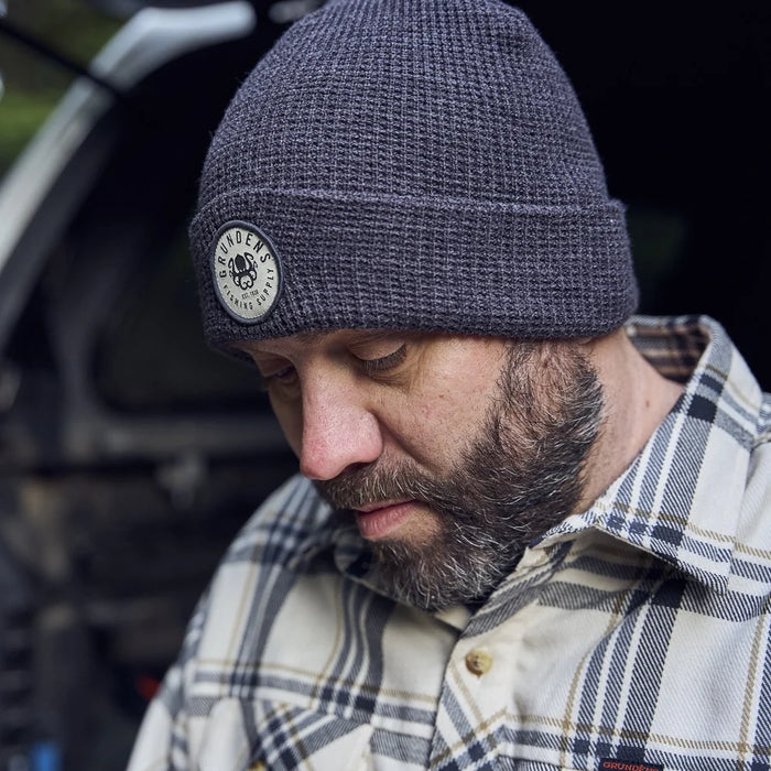 Grundéns Kracken Waffle Beanie Heather Charcoal